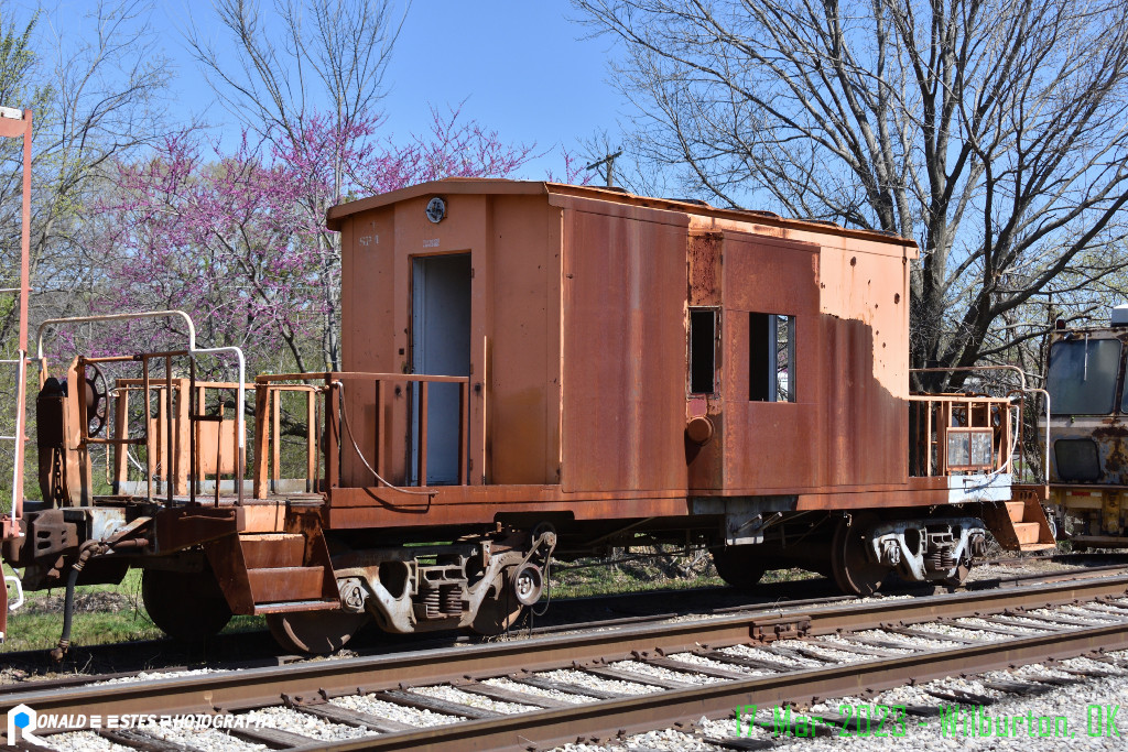 SP 1 Bay Window Transfer Caboose